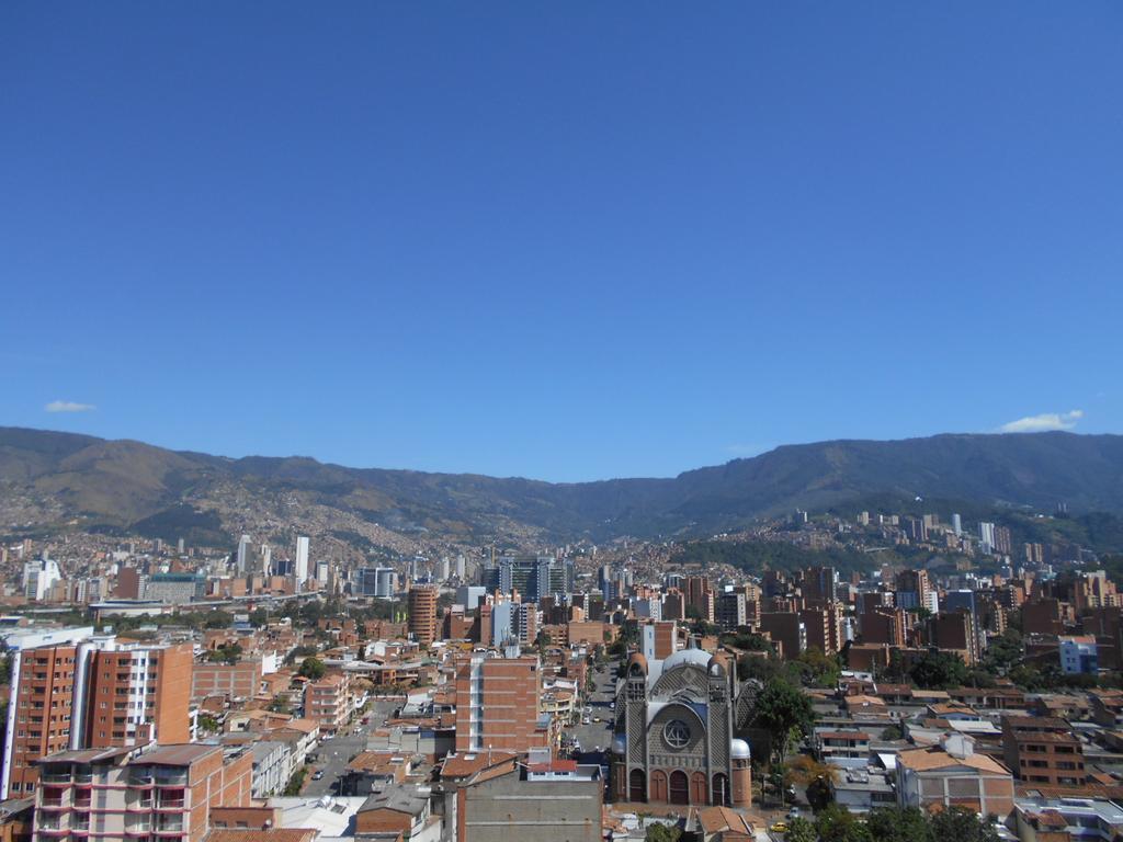 San Peter Suites Medellín Eksteriør bilde