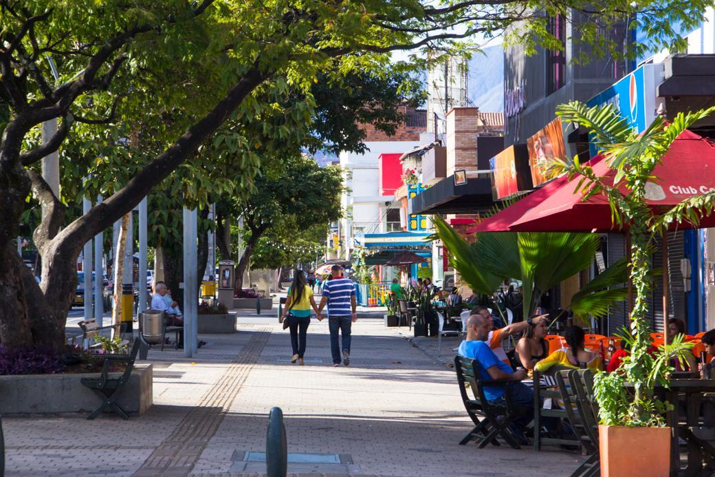San Peter Suites Medellín Eksteriør bilde